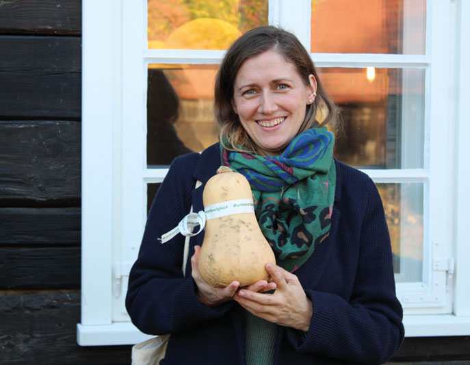 Sandy Marschke setzt sich als Mitarbeiterin der Landkreisverwaltung für die Vermarktung regionaler Produkte und für die Vernetzung ihrer Produzenten ein.